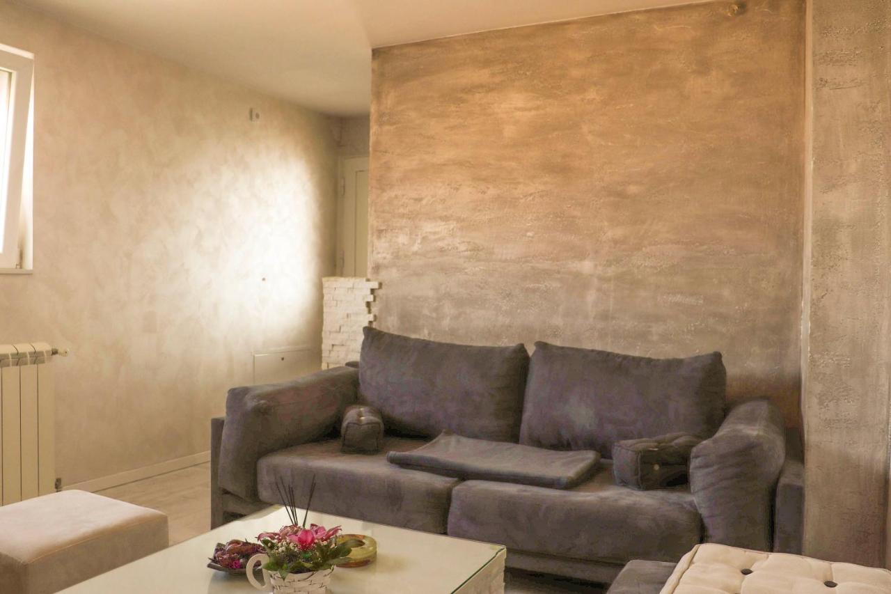 Appartamento Juventas37 Belgrado Esterno foto