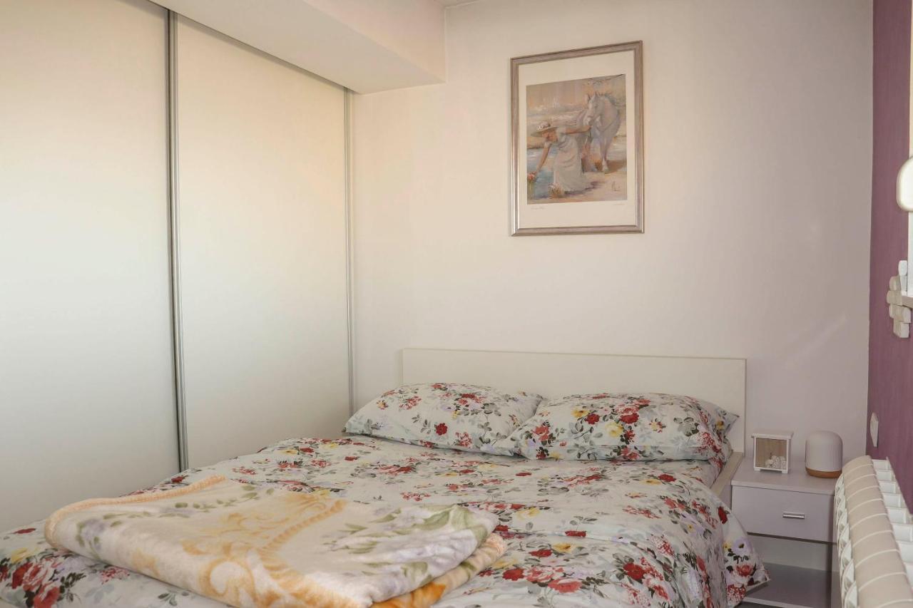 Appartamento Juventas37 Belgrado Esterno foto